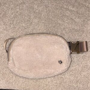 lululemon athletica Beige Fleece Belt Bag